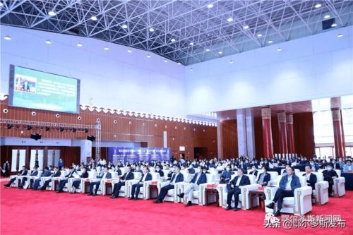 鄂爾多斯碳中和研究院揭牌成立，科技中介服務(wù)助力綠色轉(zhuǎn)型